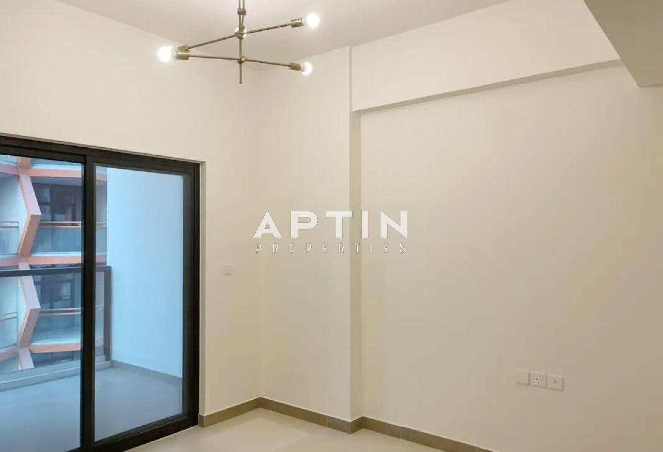 Bright 2 Bedroom in Binghatti Point, DSO | Balcony photo 28