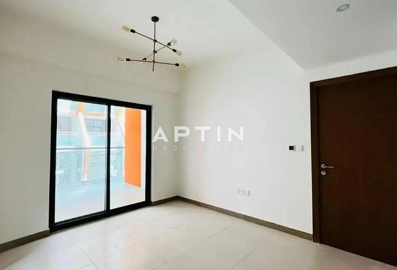 Bright 2 Bedroom in Binghatti Point, DSO | Balcony photo 14