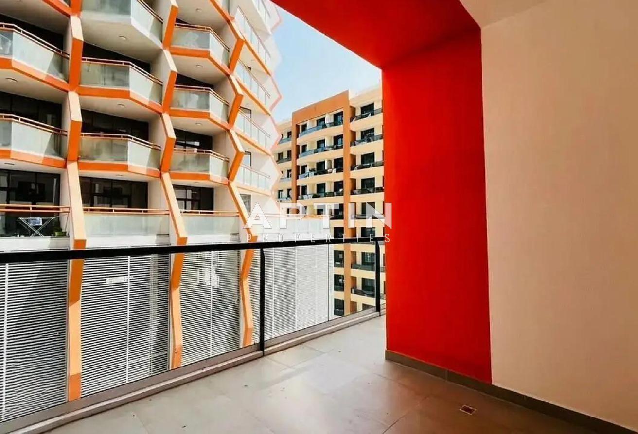 Bright 2 Bedroom in Binghatti Point, DSO | Balcony photo 19