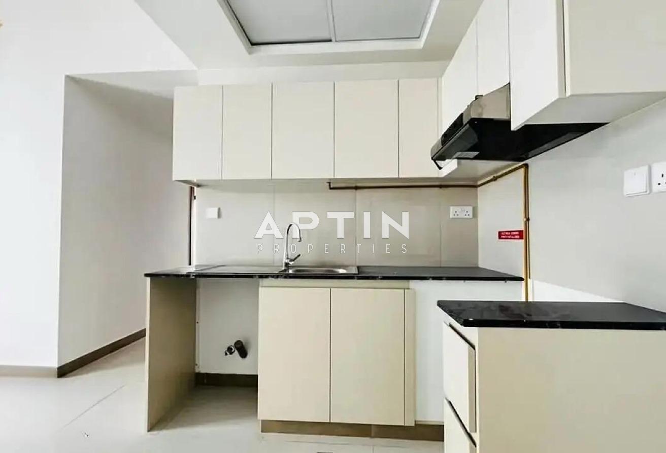 Bright 2 Bedroom in Binghatti Point, DSO | Balcony photo 20