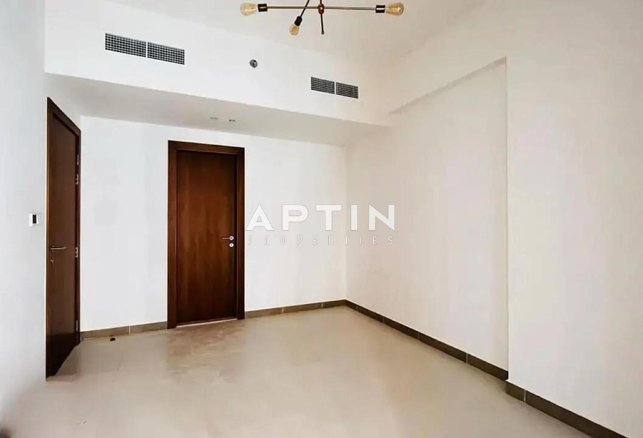 Bright 2 Bedroom in Binghatti Point, DSO | Balcony photo 18