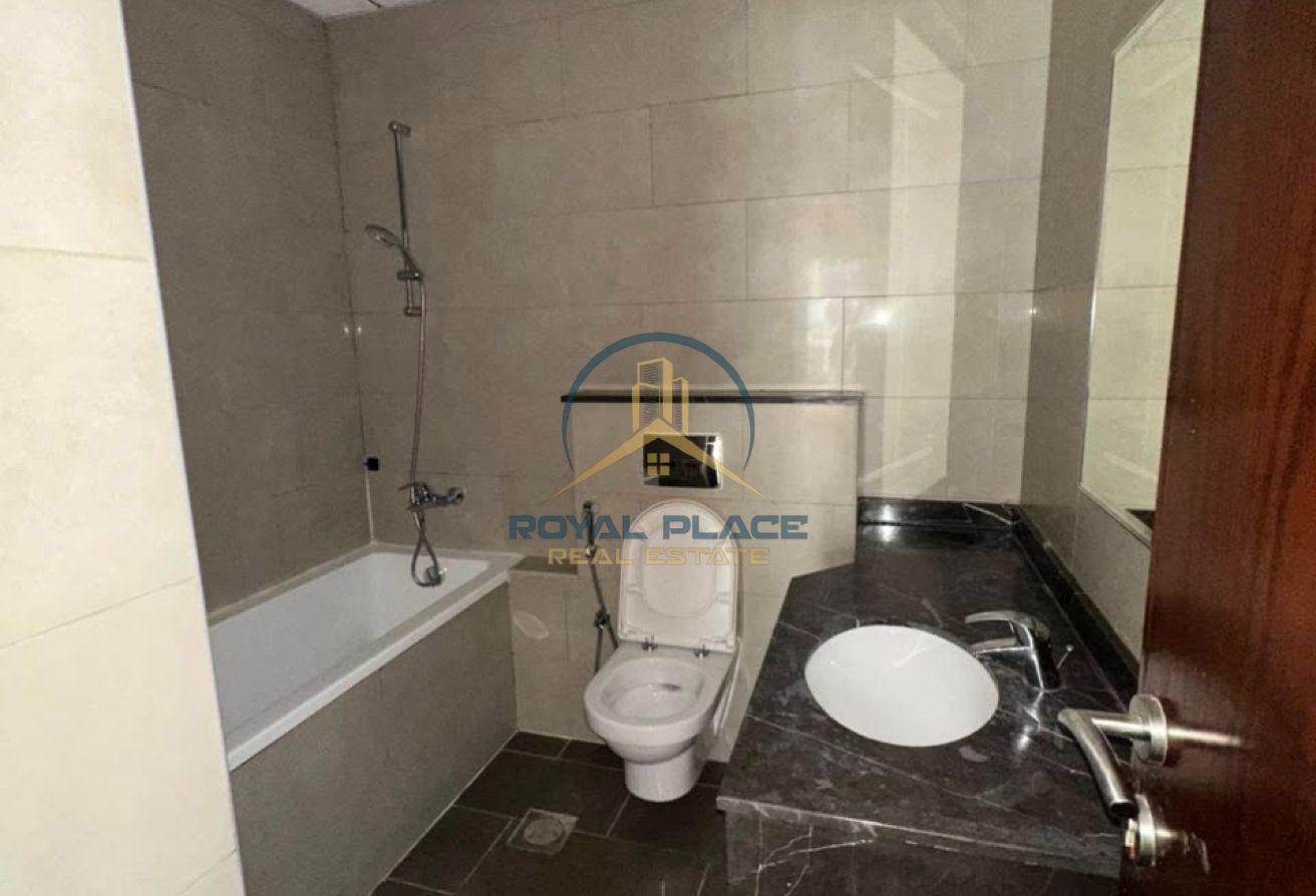 Premium 2-Bedroom Apartment | Razn House photo 17