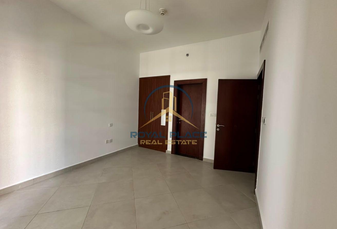 Premium 2-Bedroom Apartment | Razn House photo 6
