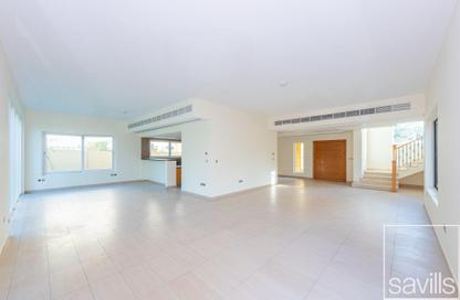 Villa - 4 Bedrooms - 4 Bathrooms for rent in Jumeirah Park - Dubai