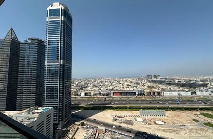 النزل و الشقق الفندقية - 1 حمام للبيع في فندق ومساكن برج باراماونت - الخليج التجاري - دبي