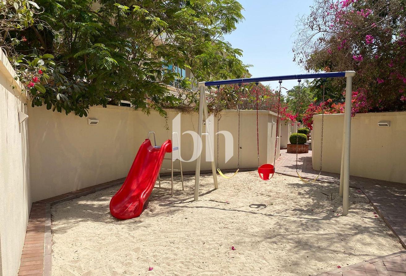 4BR Villa | Private Garden | Maids Room photo 10