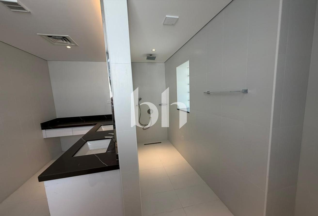 4BR Villa | Private Garden | Maids Room photo 14