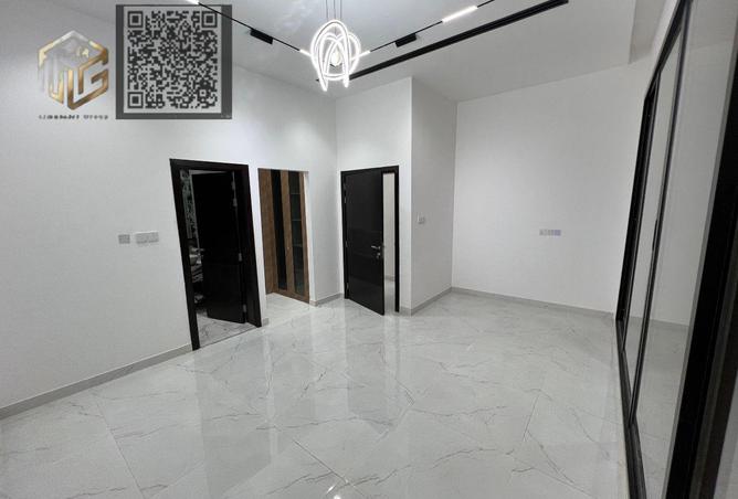 127921624 - Property Image 3