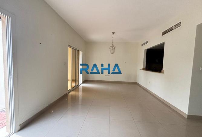 105992428 - Property Image 2