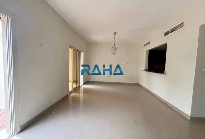 105992428 - Property Image 2