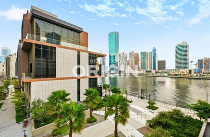Duplex - 3 Bedrooms - 4 Bathrooms for rent in Peninsula Five - Peninsula - Business Bay - Dubai