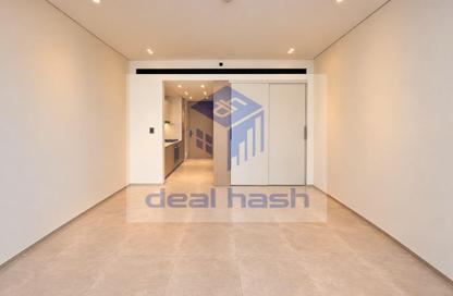 Apartment - Studio - 1 for rent in Binghatti Ivory - Dubai Healthcare City 2 - Al Jaddaf - Dubai Apartment - Studio - 1 for rent in Binghatti Ivory - Dubai Healthcare City 2 - Al Jaddaf - Dubai