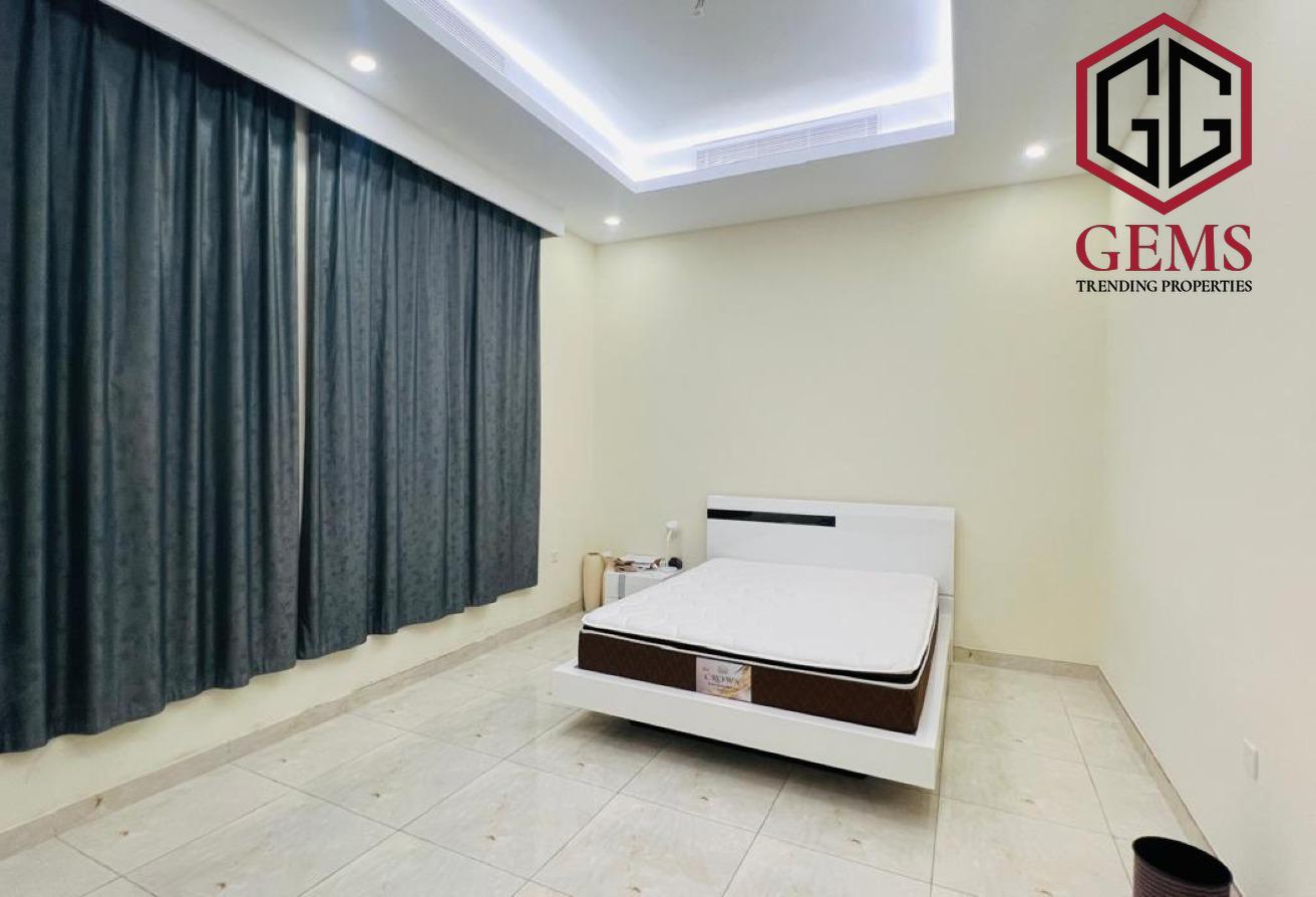 SPACIOUS VILLA | SERVANT BLOCK | GARDEN AREA photo 8