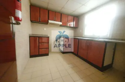 Apartment - 2 Bedrooms - 2 Bathrooms for rent in Muwailih Building - Muwaileh - Sharjah