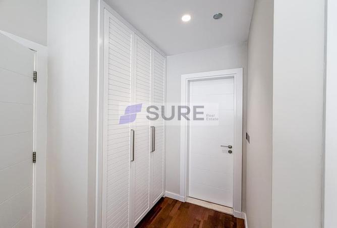 81954637 - Property Image 3