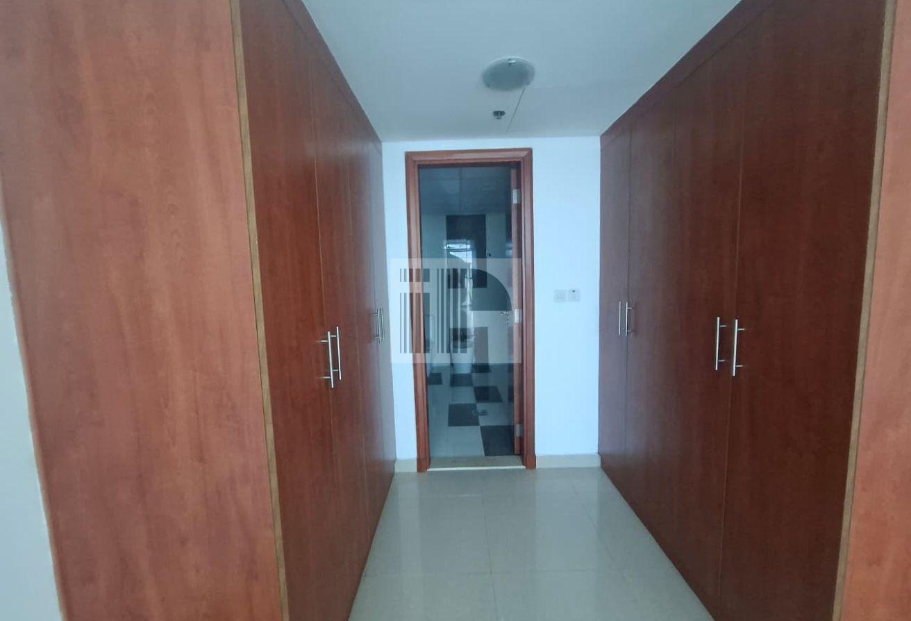 One Bedroom Apartment | Mid Floor | Tower B photo 8