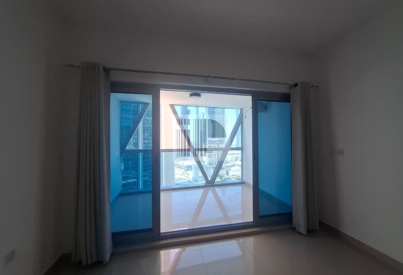 One Bedroom Apartment | Mid Floor | Tower B photo 4