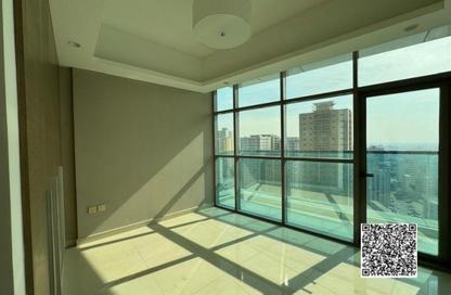 Apartment - 3 Bedrooms - 4 Bathrooms for sale in Gulfa Towers - Al Rashidiya 1 - Al Rashidiya - Ajman
