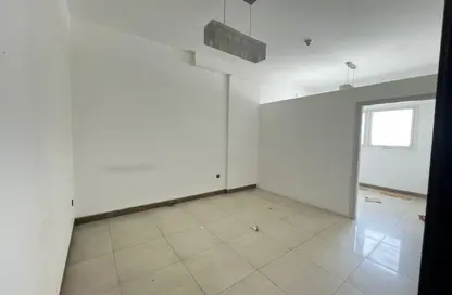Apartment - 1 Bedroom - 1 Bathroom for rent in Al Mahatta - Al Qasimia - Sharjah