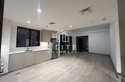 شقة - غرفة نوم - 1 حمام للايجار في لوتس في كريك بيتش مبنى 4 - لوتس في كريك بيتش - جريك بيتش - مرسى خور دبي - دبي