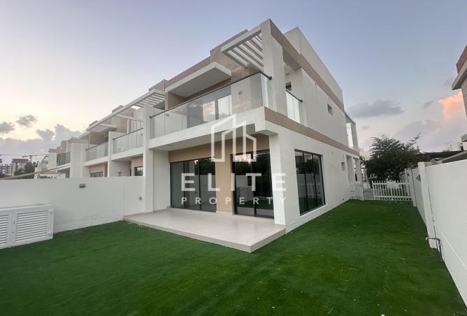 16256000 - Property Image 2