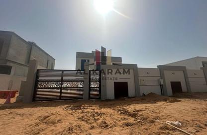 فيلا - 5 غرف نوم - 8 حمامات للايجار في الظيت الجنوبي - الظيت - رأس الخيمة فيلا - 5 غرف نوم - 8 حمامات للايجار في الظيت الجنوبي - الظيت - رأس الخيمة