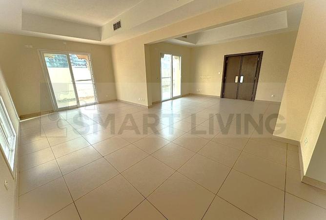 98247439 - Property Image 2