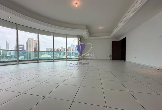 52390936 - Property Image 2