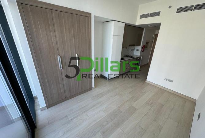 106846313 - Property Image 2
