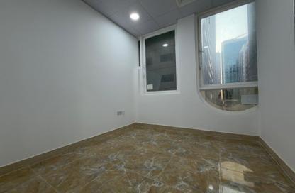 Office Space - Studio - 1 for rent in Cornich Al Khalidiya - Al Khalidiya - Abu Dhabi