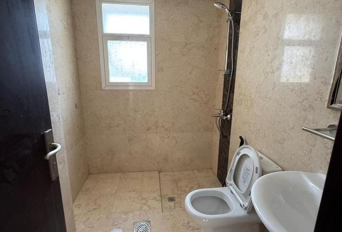 83212757 - Property Image 3