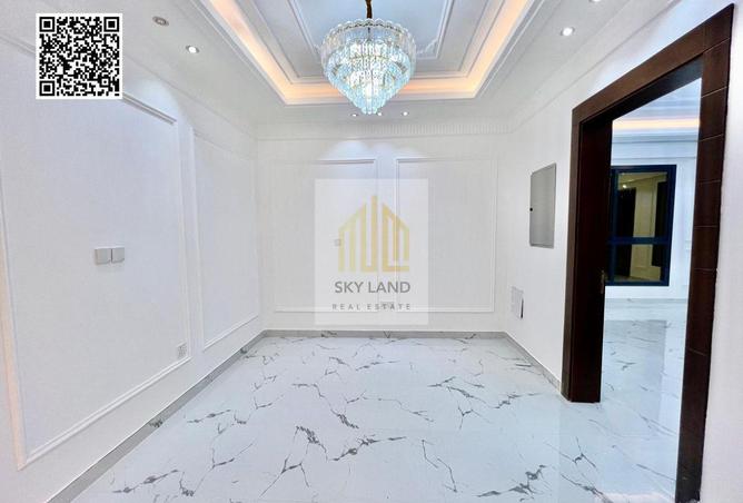 56939554 - Property Image 2