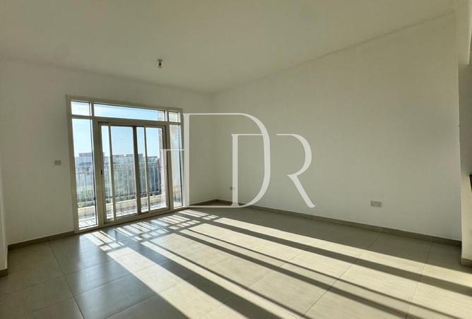 70280156 - Property Image 3