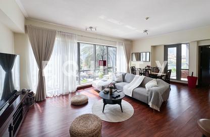 Apartment - 1 Bedroom - 2 Bathrooms for sale in South Ridge 2 - South Ridge - Downtown Dubai - Dubai