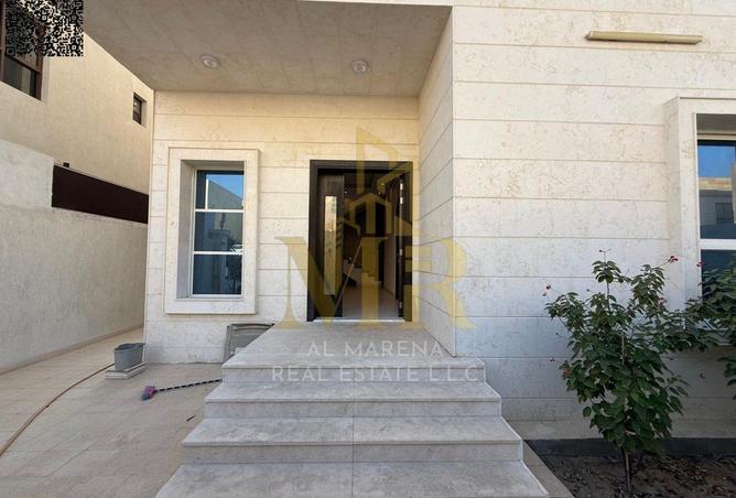 86166334 - Property Main Image