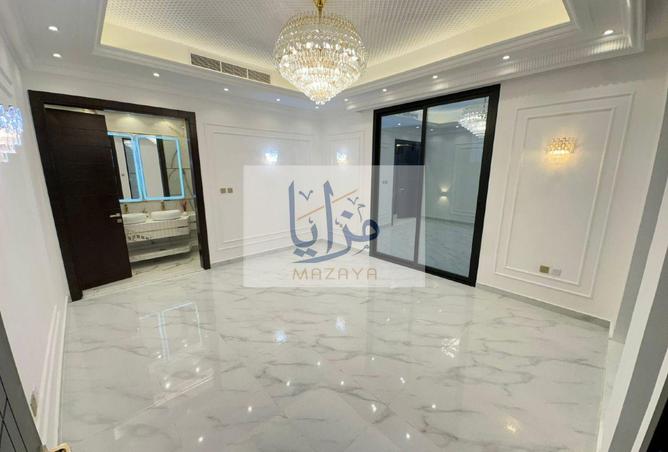 74236419 - Property Image 3