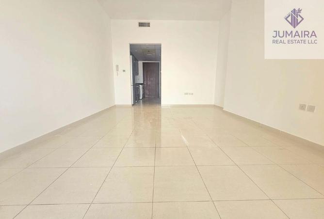 71119383 - Property Image 3