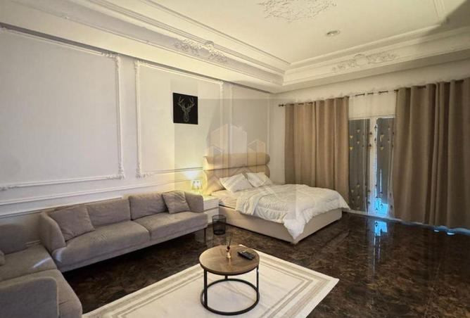 87454444 - Property Image 2