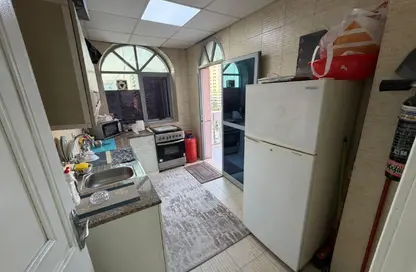 شقة - غرفة نوم - 1 حمام للايجار في مساكن كورنيش عجمان - طريق كورنيش عجمان - عجمان