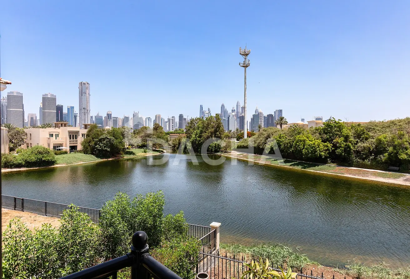 155581807 - Property Main Image