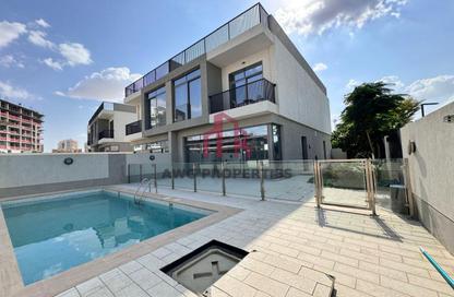 Townhouse - 5 Bedrooms - 6 Bathrooms for rent in 180 Degrees Villas - Liwan - Dubai Land - Dubai