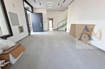 Villa - 5 - 7 for rent in Hoshi 1 - Hoshi - Al Badie - Sharjah