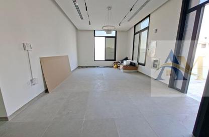 Villa - 5 - 7 for rent in Hoshi 1 - Hoshi - Al Badie - Sharjah Villa - 5 - 7 for rent in Hoshi 1 - Hoshi - Al Badie - Sharjah