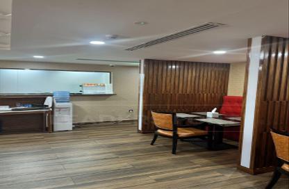 Retail - Studio - 1 Bathroom for rent in Bur Dubai - Dubai