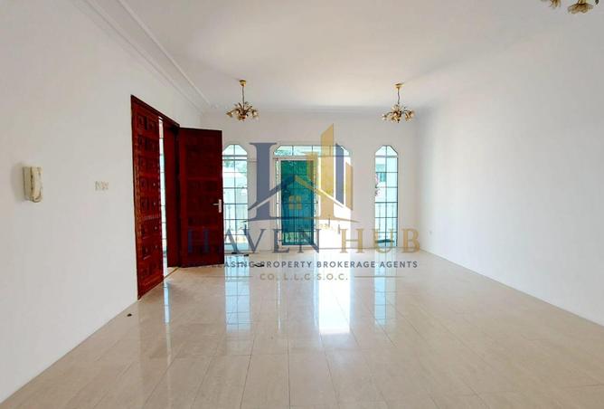 137008249 - Property Image 2