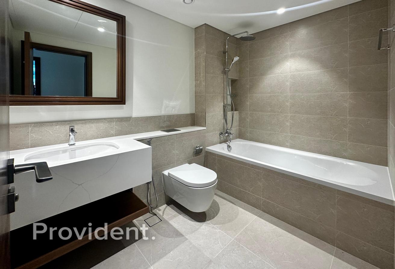 Brand New | Spacious 1BR | Private Beach photo 7