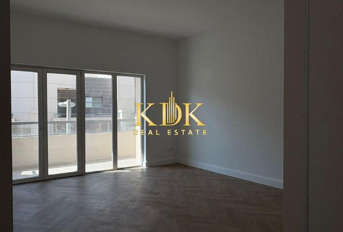 53174503 - Property Image 3