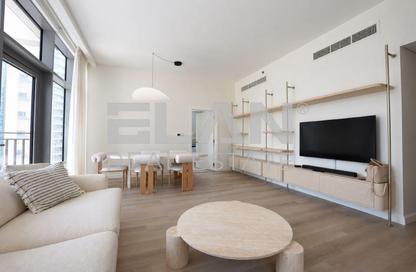 Apartment - 1 - 2 for rent in Boulevard Crescent Tower 2 - BLVD Crescent - Downtown Dubai - Dubai