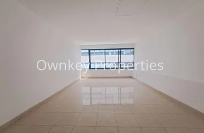Apartment - 3 Bedrooms - 3 Bathrooms for rent in Al Khaleej Centre Area - Al Raffa - Bur Dubai - Dubai