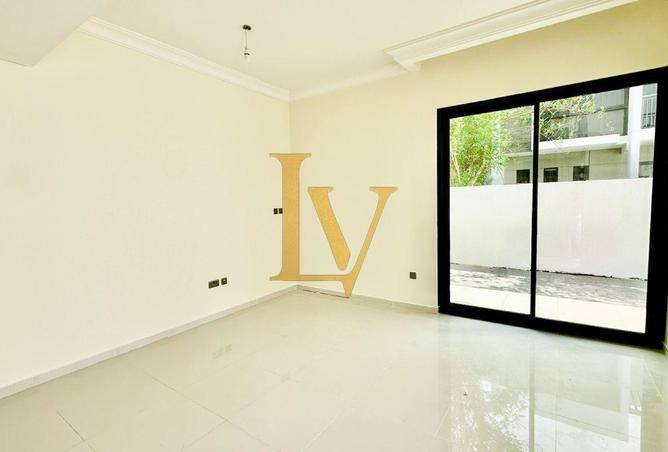 3BR+Maid | R2EM | Single Row | Ready To Move photo 2